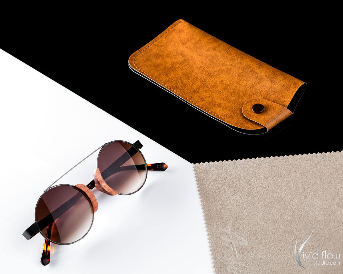 Advertising image of the eyewear 