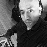 Roberto Sanchez - Professional DJ