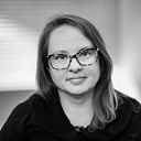 Veronica Cowan - Graphic Designer